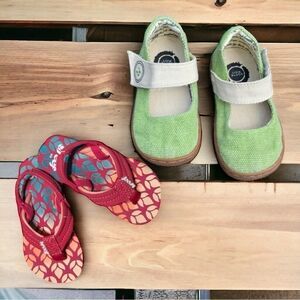 LIVIE & LUCA, SIZE 5 MARY JANES (LIKE NEW), & REEF, SIZE 3/4 SANDALS (NEW). BR